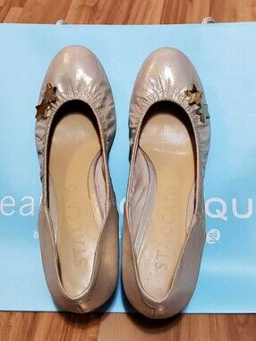 Staccato Metallic Champagne Women's Shimmery Beige Star Accent Low Heel Pumps